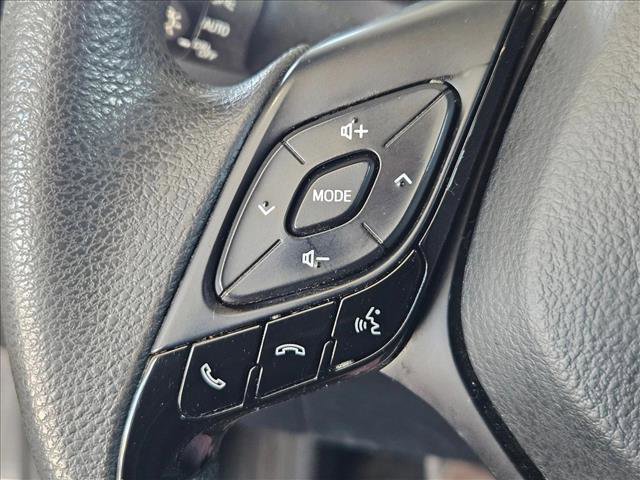 Used 2021 Toyota C-HR LE image 11