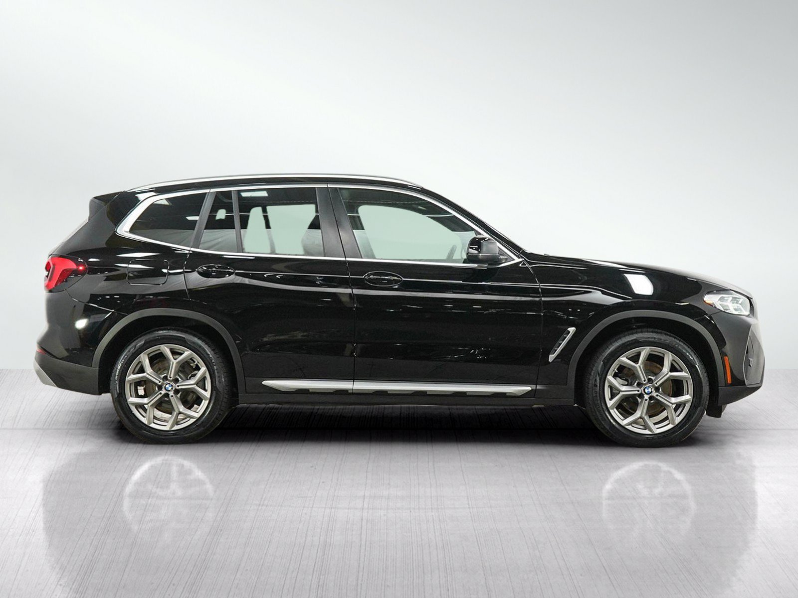 Used 2022 BMW X3 xDrive30i AWD/4WD image 6