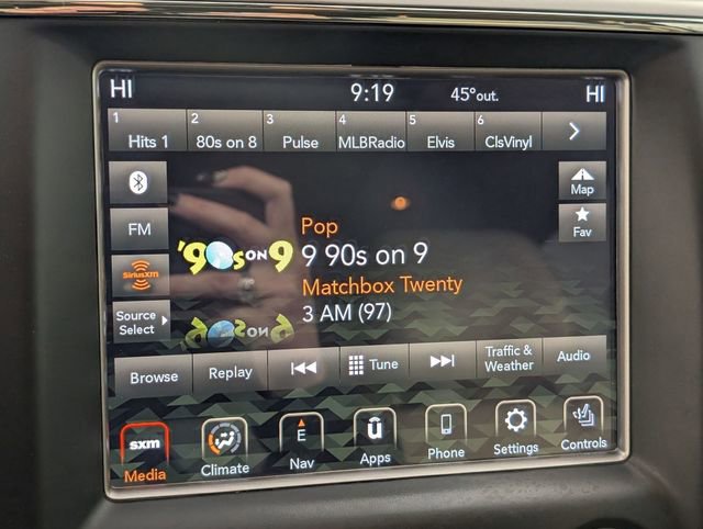 Used 2018 Jeep Grand Cherokee Limited w/ Luxury Group II image 20