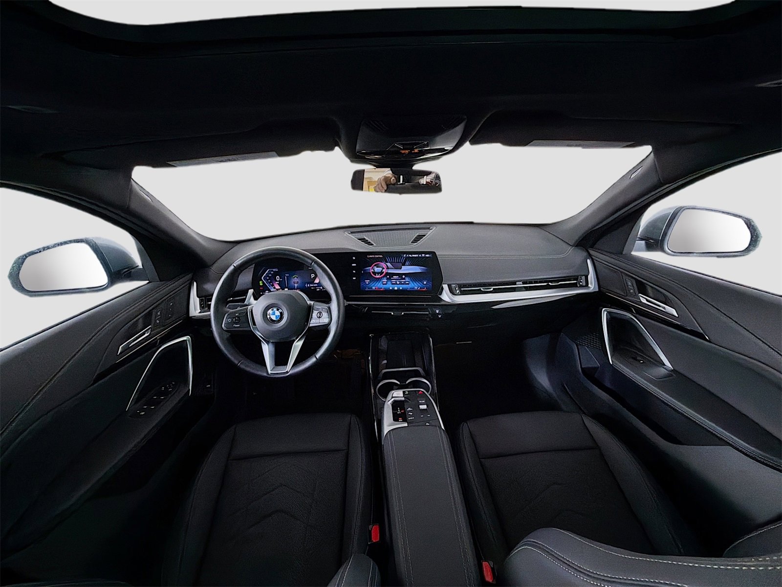 Used 2025 BMW X2 xDrive28i image 9