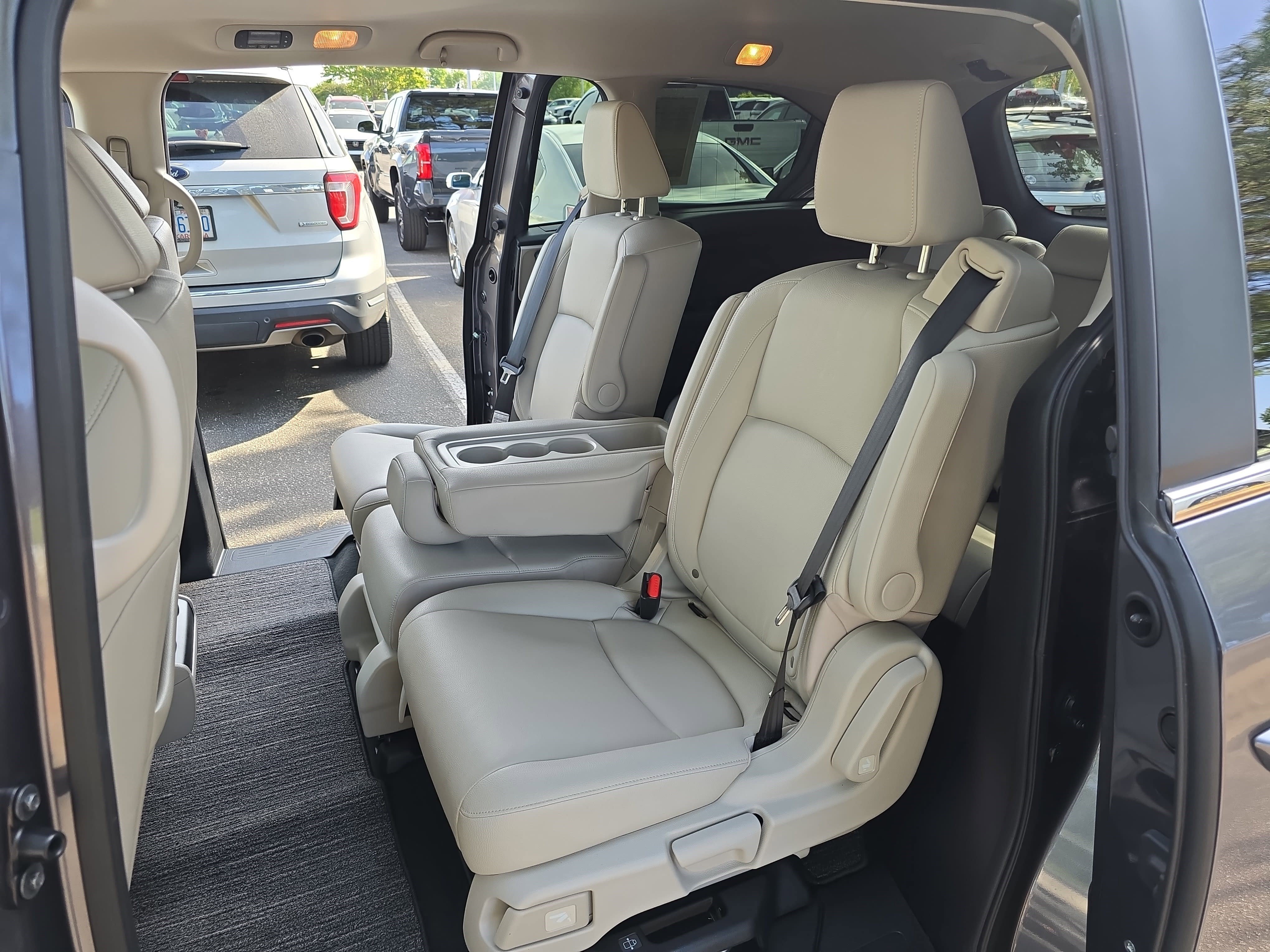 Used 2025 Honda Odyssey EX-L image 16