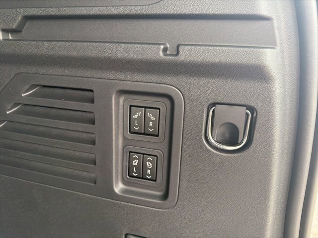 New 2026 Chevrolet Traverse High Country image 36