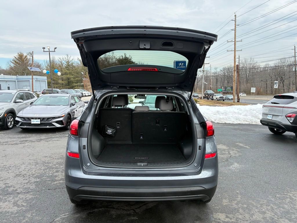 Used 2019 Hyundai Tucson SE w/ Cargo Package image 11