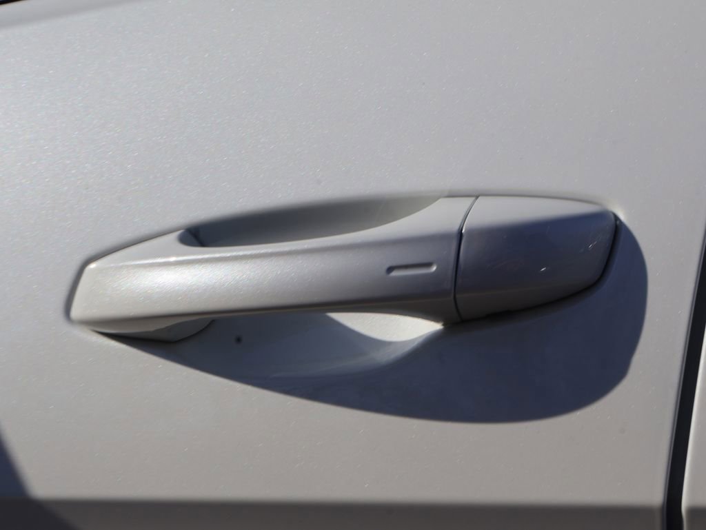 New 2026 Volkswagen Atlas Cross Sport SE image 25