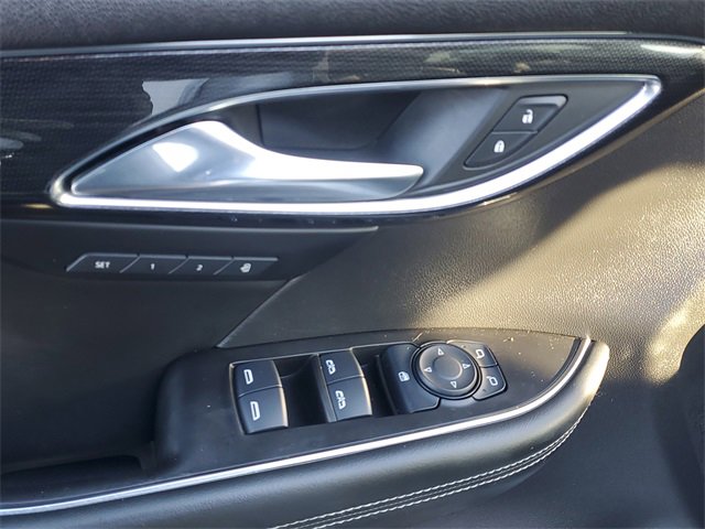 Used 2021 Buick Envision Essence w/ Sport Touring Package image 17