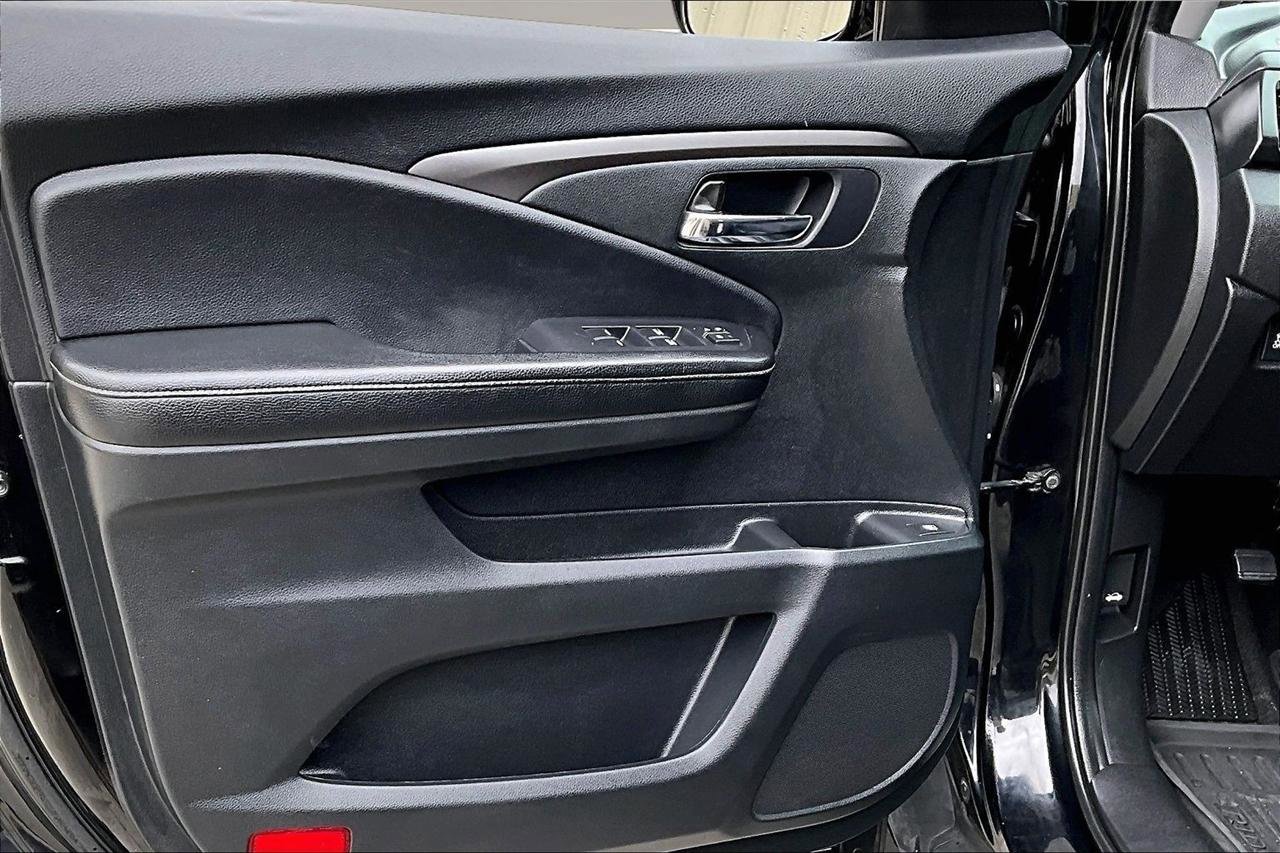 Used 2019 Honda Ridgeline Sport image 22