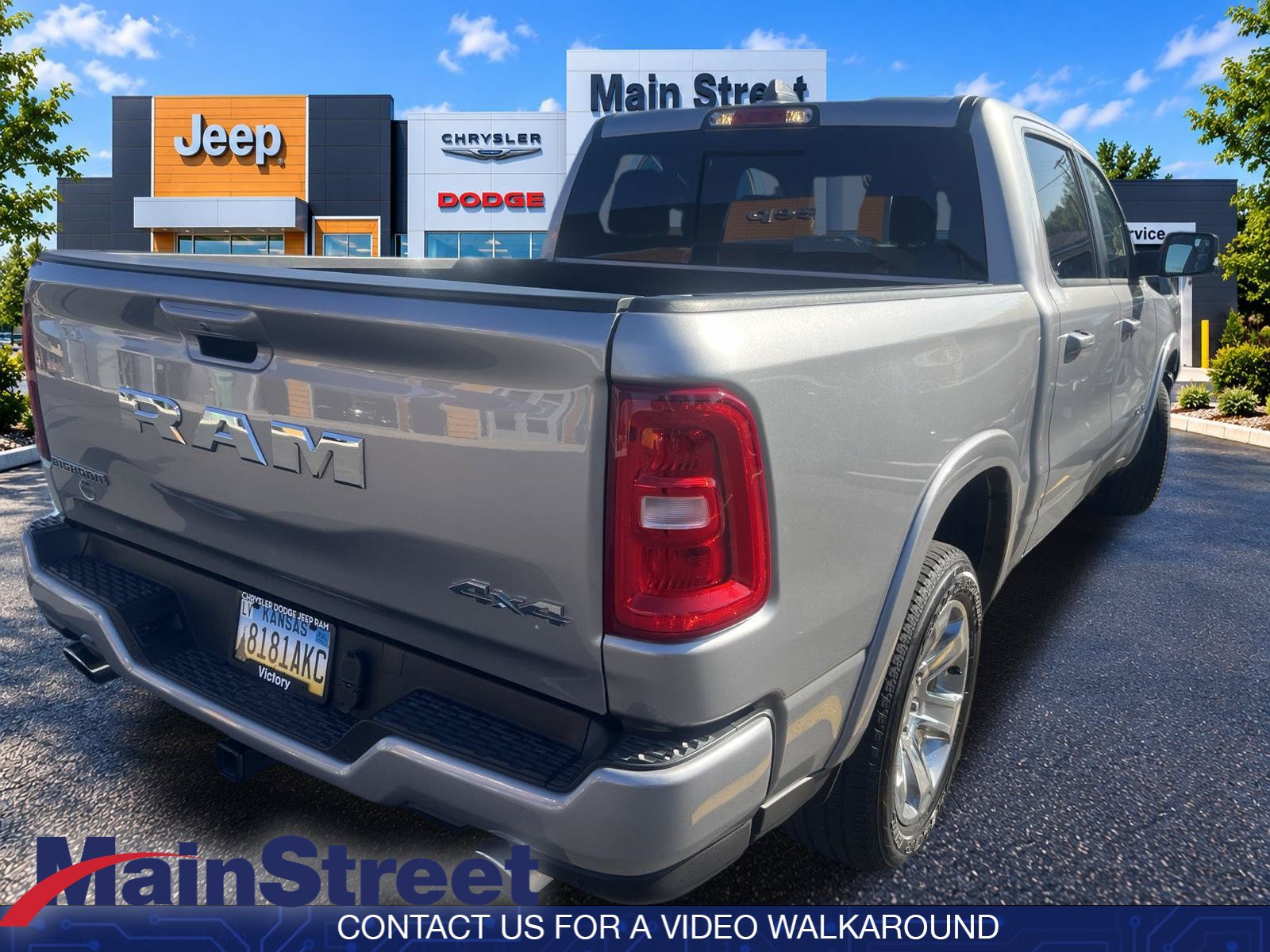 Used 2025 RAM 1500 Big Horn AWD/4WD image 5