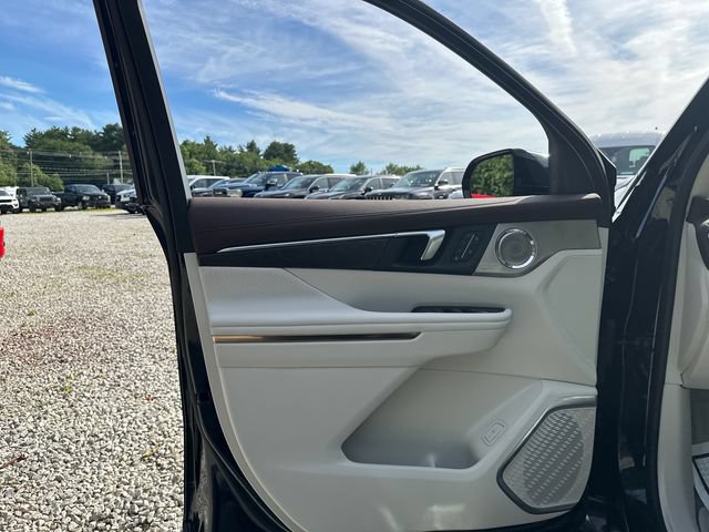 Used 2025 Buick Enclave Avenir w/ Super Cruise Package AWD/4WD image 25