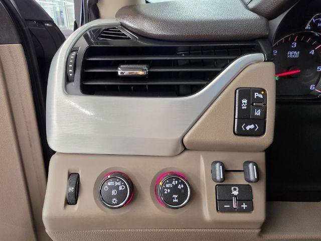 Used 2015 GMC Yukon XL SLT w/ Open Road Package AWD/4WD image 14