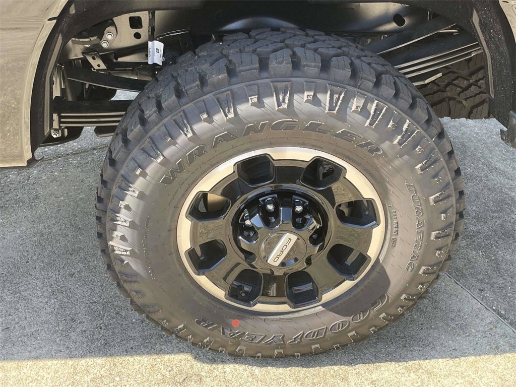 New 2026 Ford F250 Platinum image 9