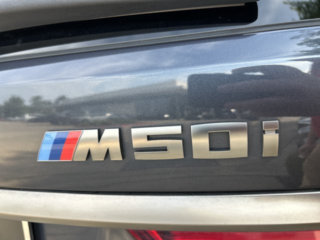 Used 2022 BMW X7 M50i AWD/4WD image 8