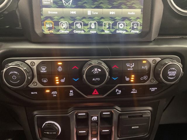 Used 2021 Jeep Wrangler Unlimited Rubicon w/ Trailer Tow Package image 21