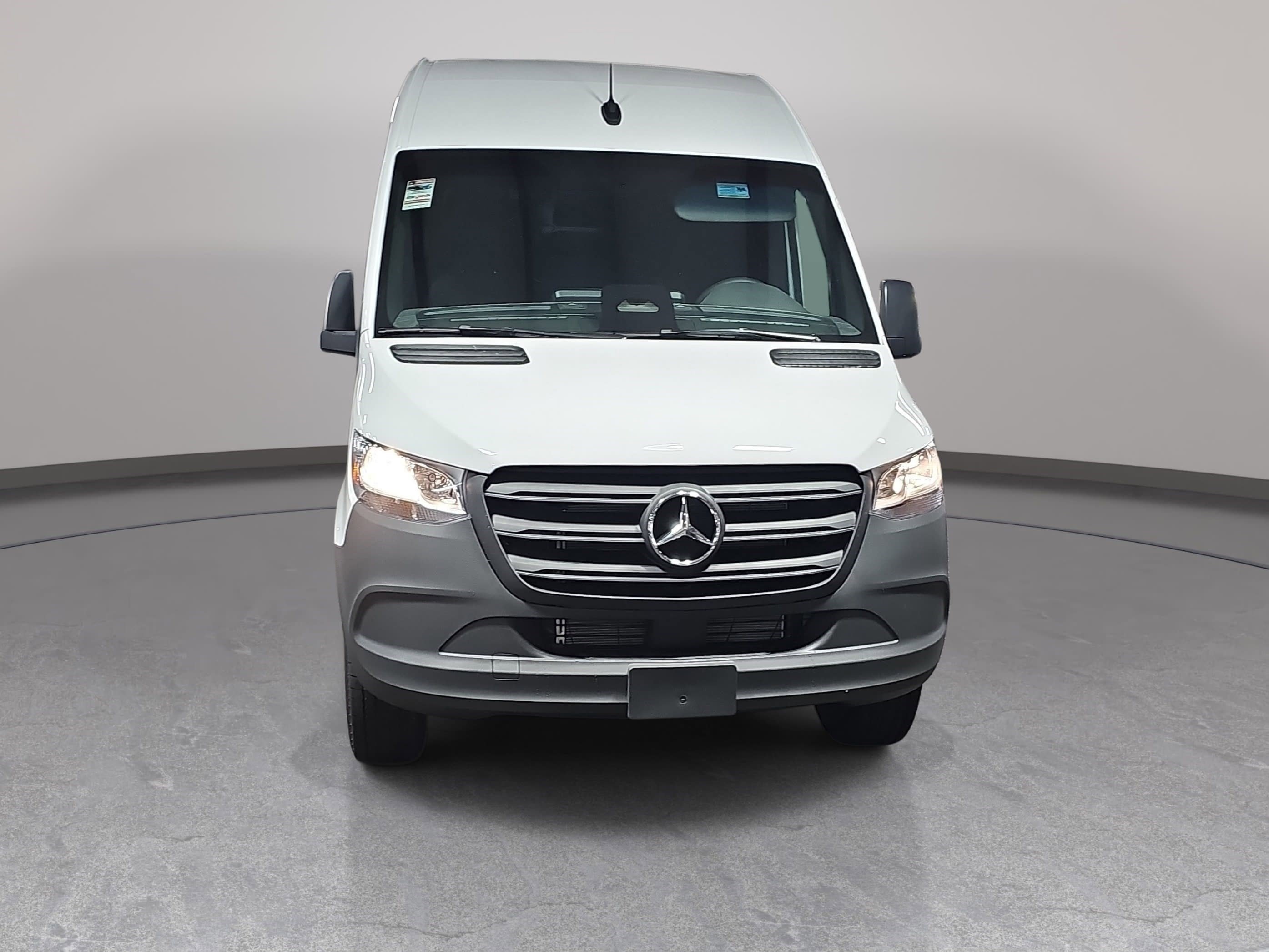 New 2026 Mercedes-Benz Sprinter 2500 image 2