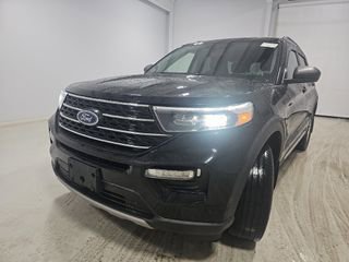 Used 2022 Ford Explorer XLT w/ Equipment Group 202A AWD/4WD image 1