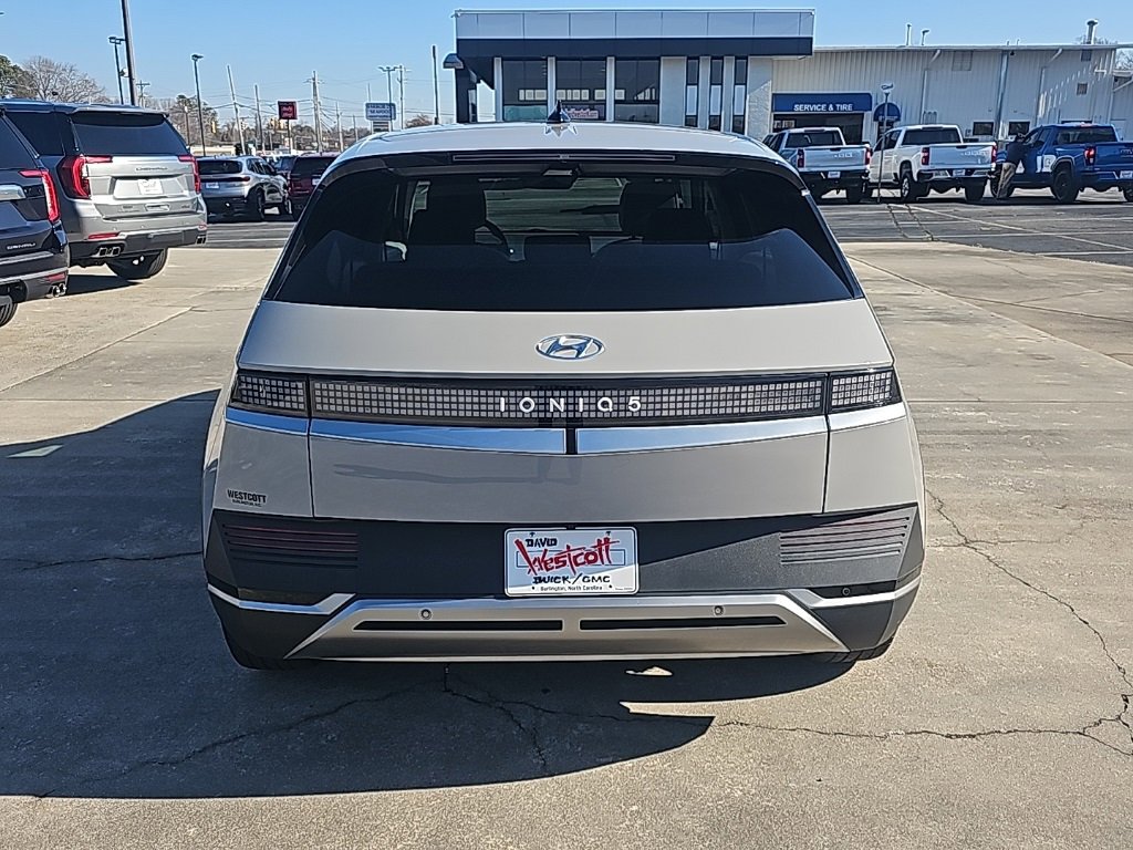 Used 2022 Hyundai Ioniq 5 SEL image 5