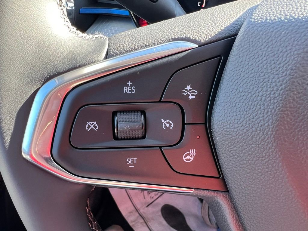 New 2026 Chevrolet Trax LT w/ Sunroof Package image 11