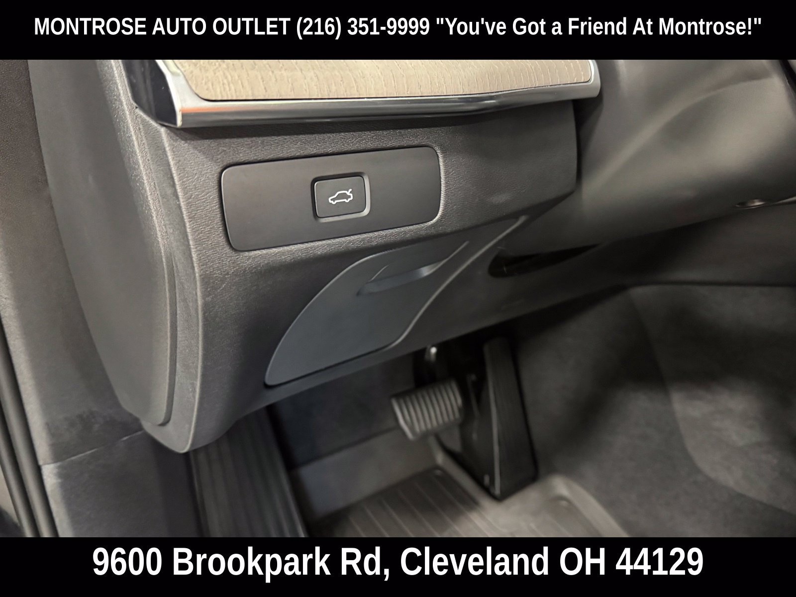 Certified 2025 Volvo XC90 B6 Ultra w/ Protection Package Premier AWD/4WD image 19