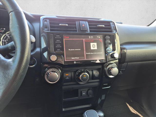 Used 2023 Toyota 4Runner TRD Off-Road Premium w/ Moonroof Package AWD/4WD image 10