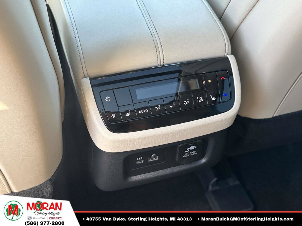 Used 2025 INFINITI QX60 Sensory AWD/4WD image 12