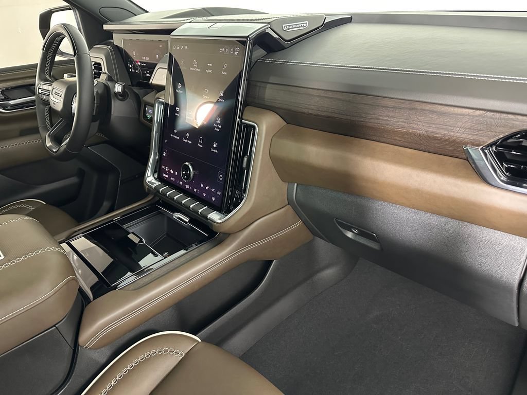 Used 2025 GMC Yukon XL Denali Ultimate AWD/4WD image 35