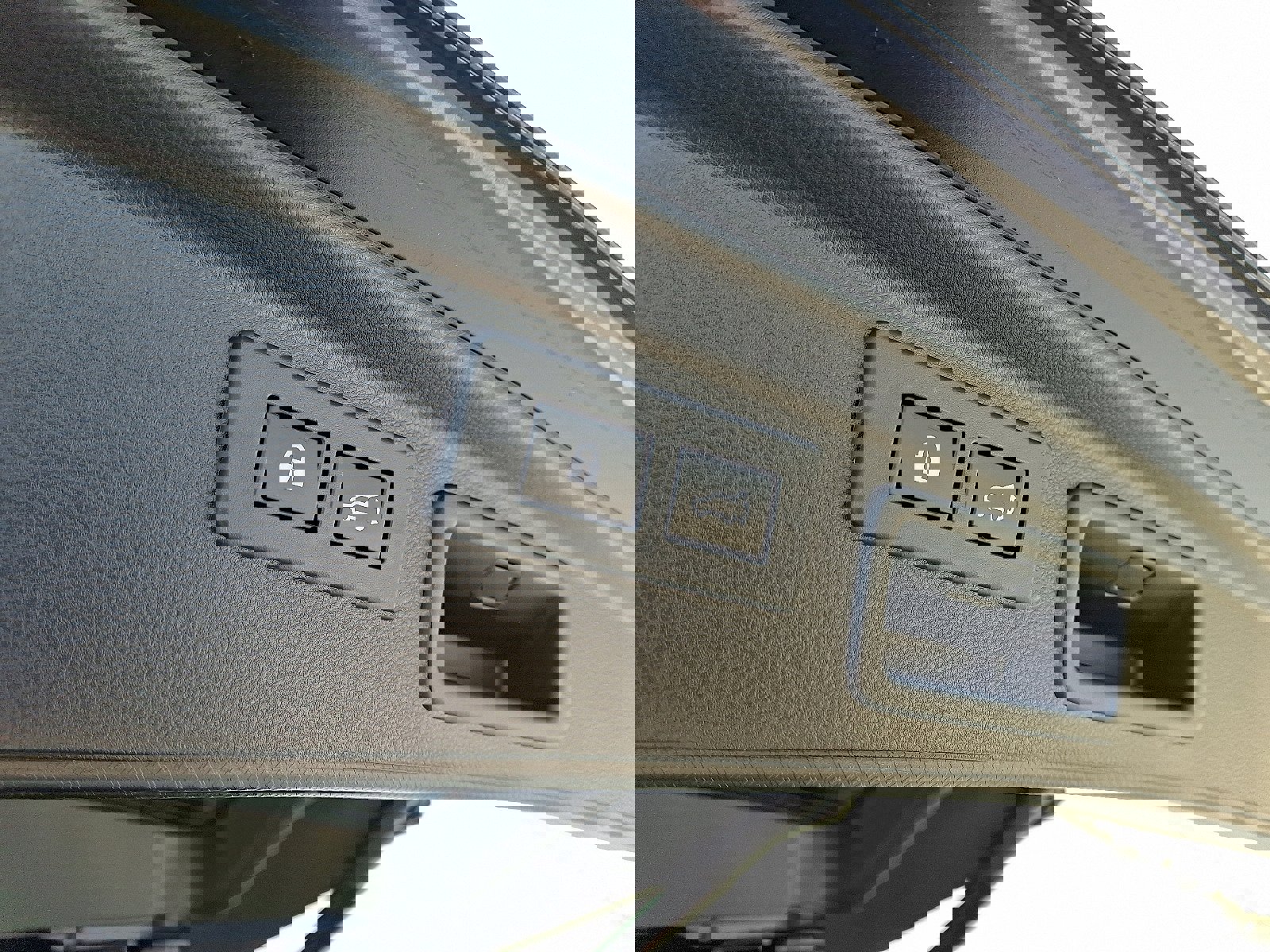 Used 2021 Subaru Forester Sport AWD/4WD image 31