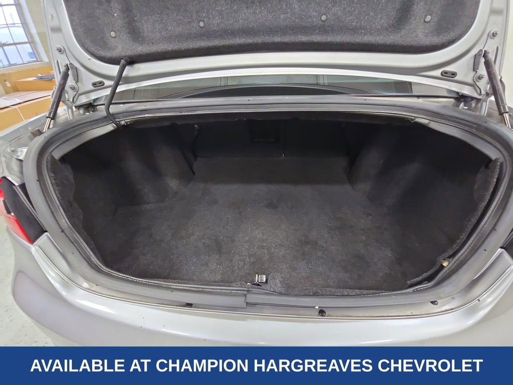 Used 2014 Chrysler 200 LX image 35