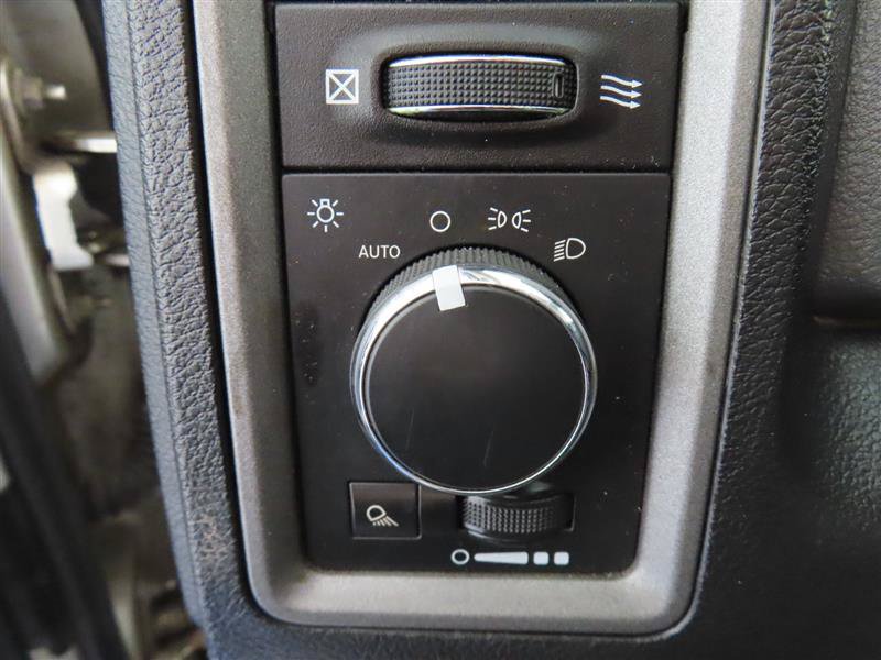Used 2014 RAM 3500 Tradesman AWD/4WD image 17