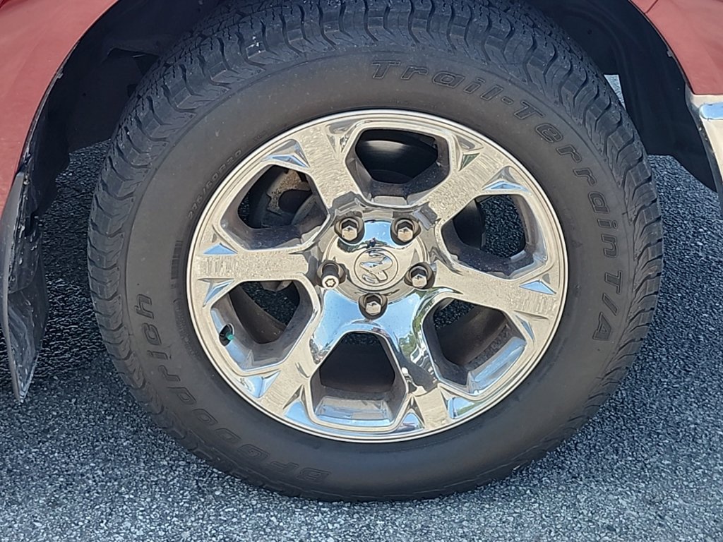 Used 2019 RAM 1500 Laramie w/ Convenience Group RWD image 29