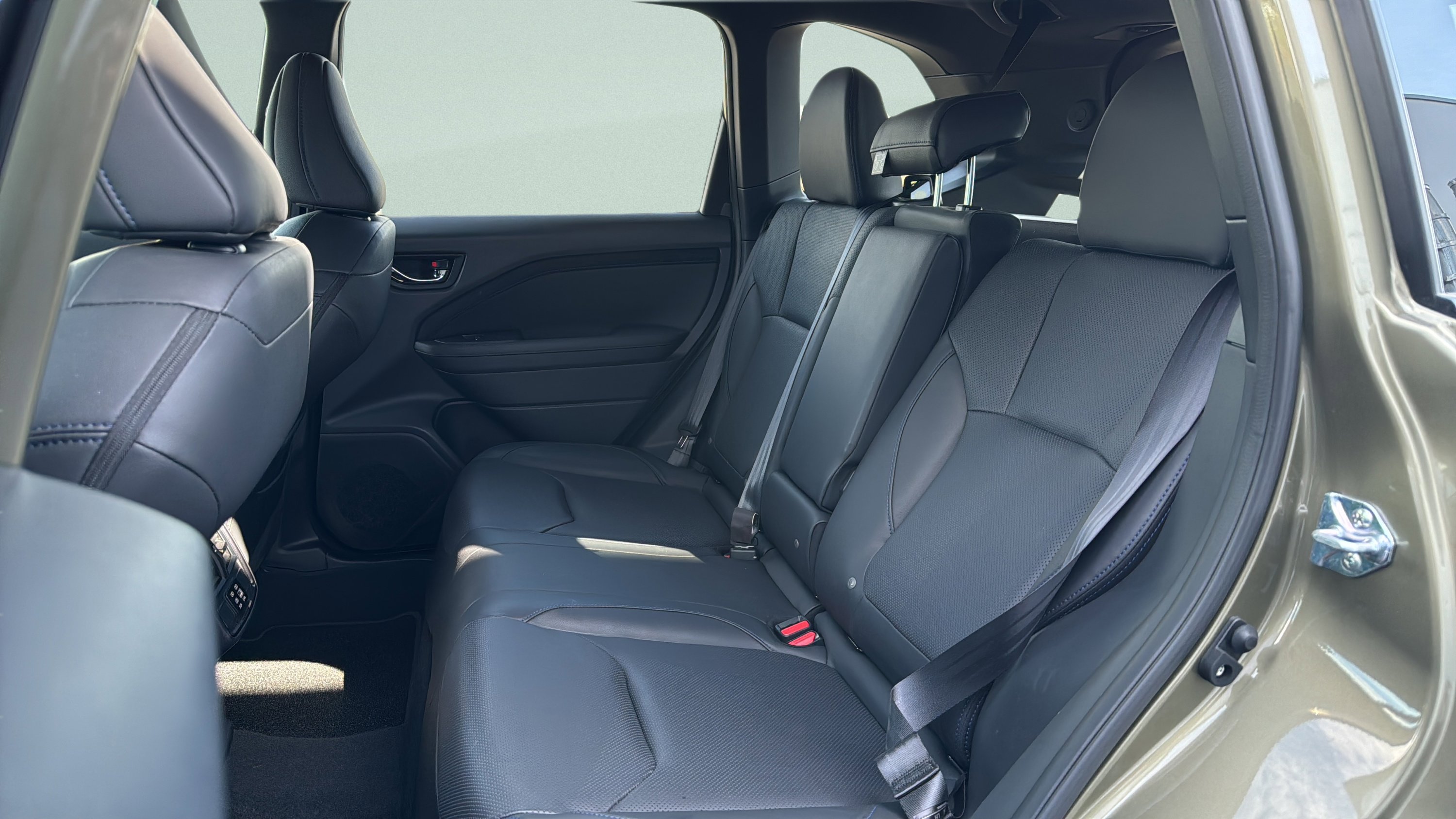 Certified 2025 Subaru Forester Limited image 24