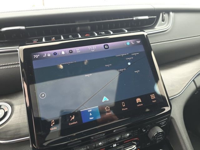 Used 2024 Jeep Grand Cherokee Overland w/ Adv Protech Group III image 29