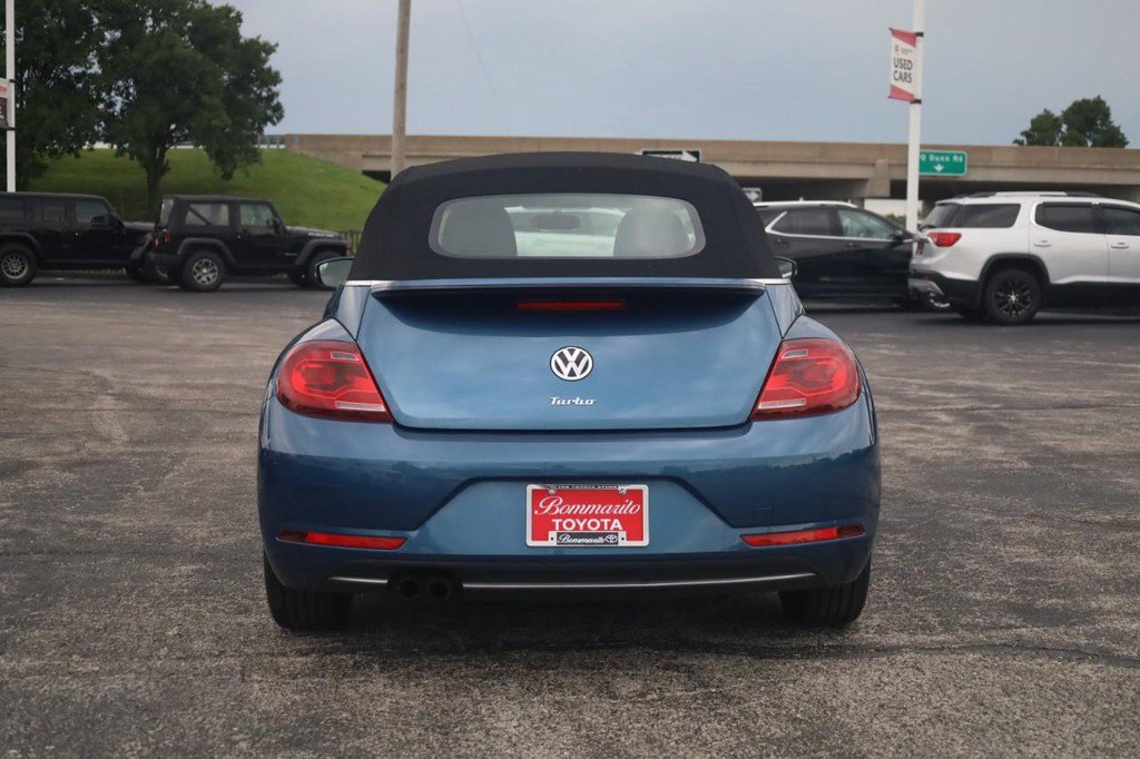 Used 2019 Volkswagen Beetle 2.0T S FWD image 5