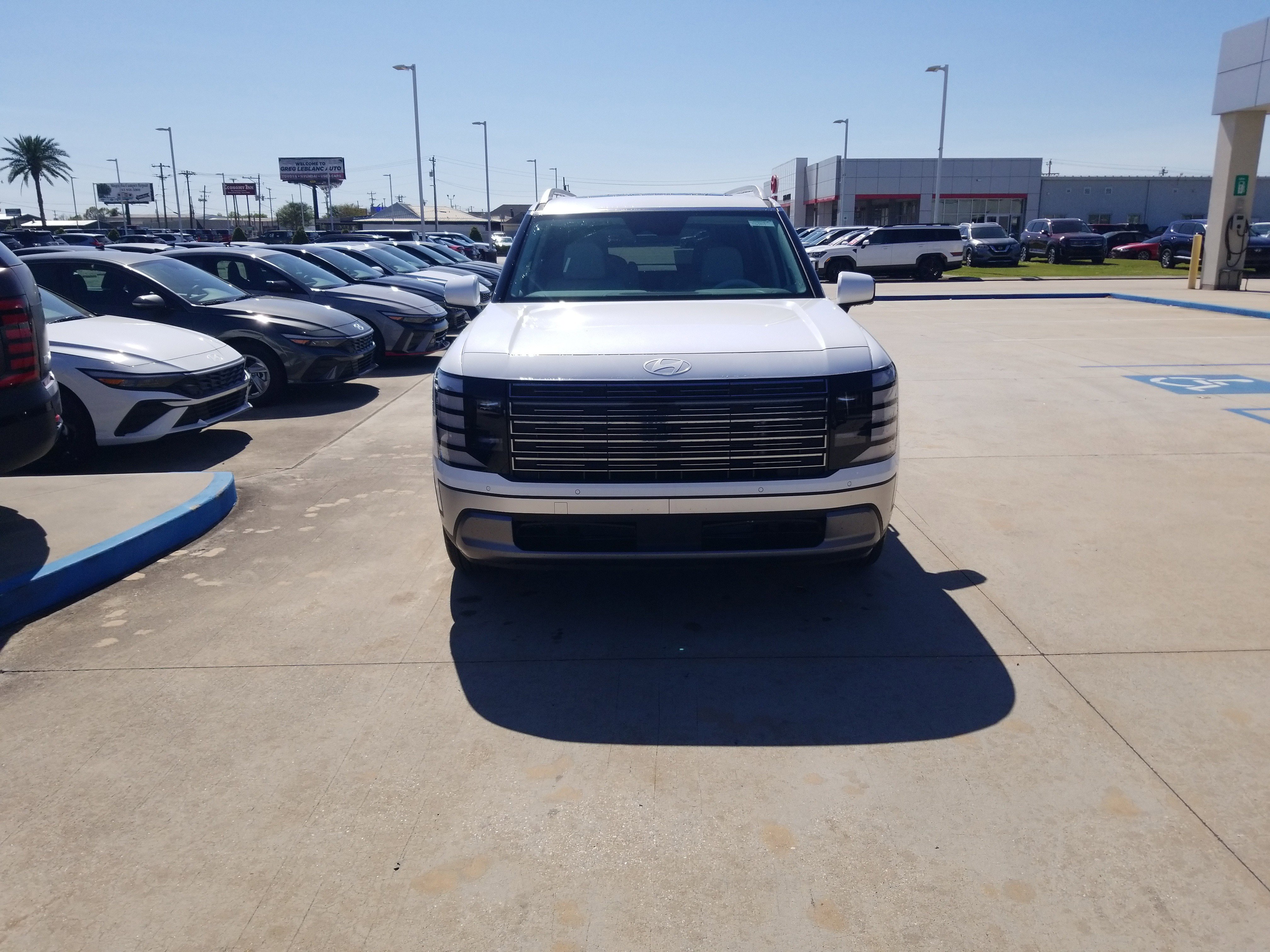 New 2026 Hyundai Palisade SEL image 2