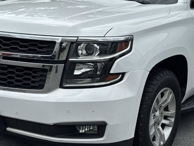 Used 2019 Chevrolet Suburban LT AWD/4WD image 4