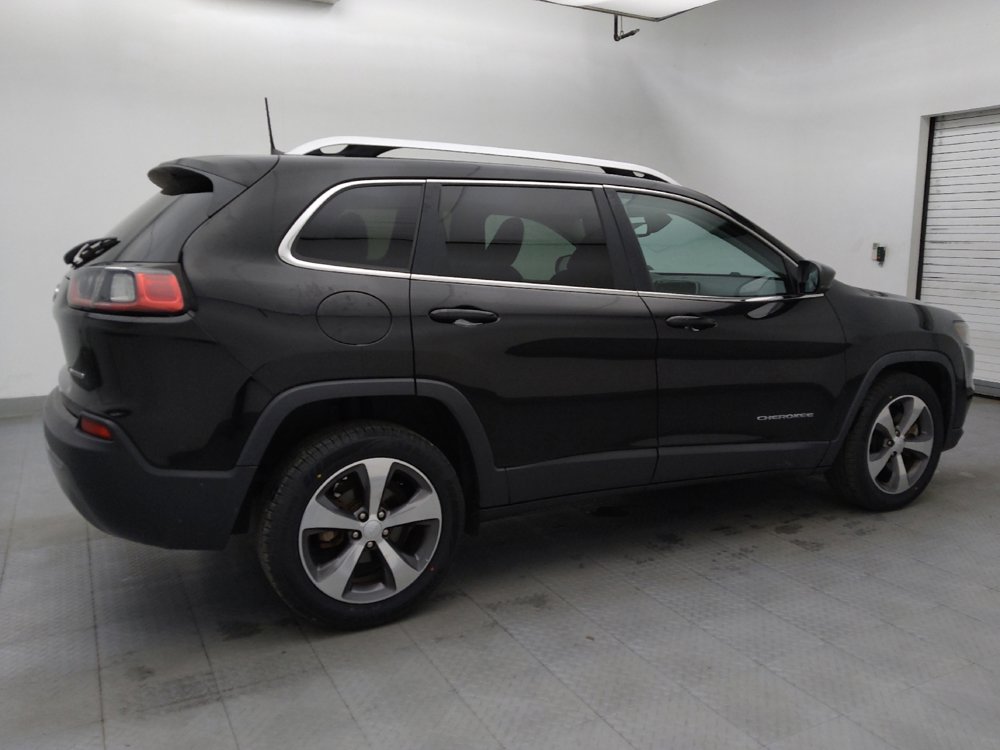 Used 2019 Jeep Cherokee Limited FWD image 10