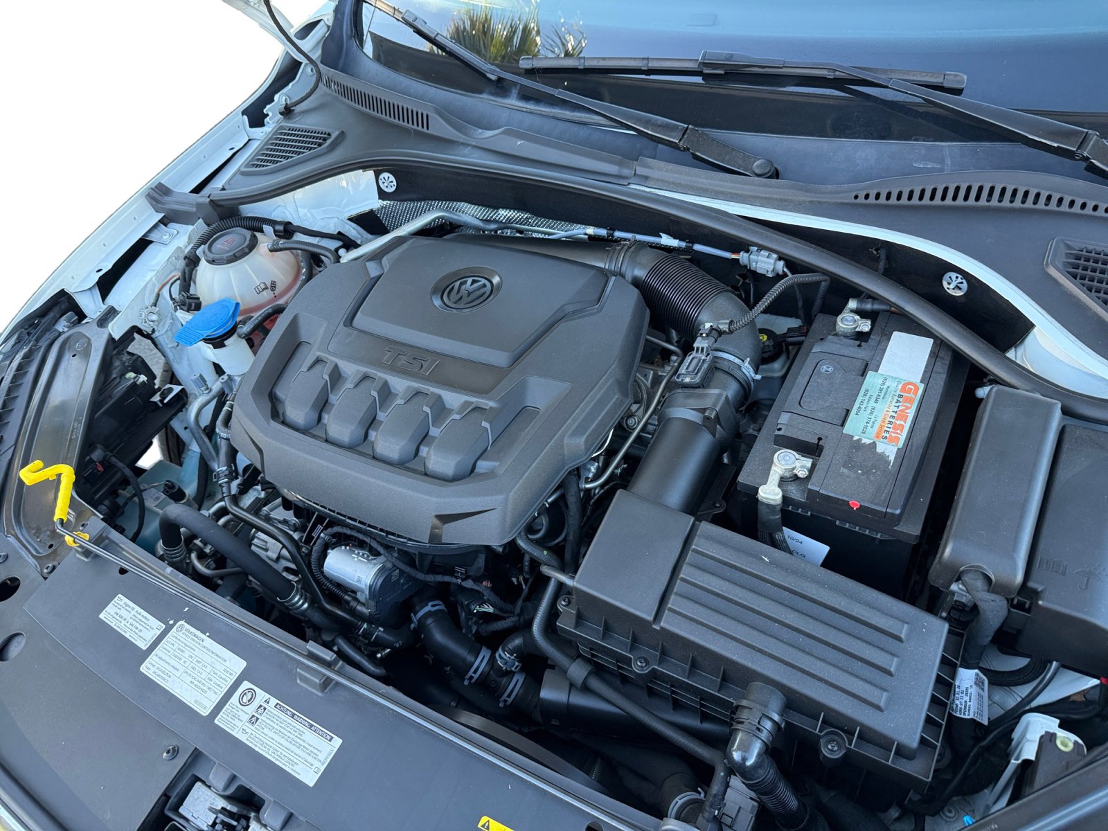 Used 2020 Volkswagen Passat 2.0T SE w/ Sunroof Package image 13