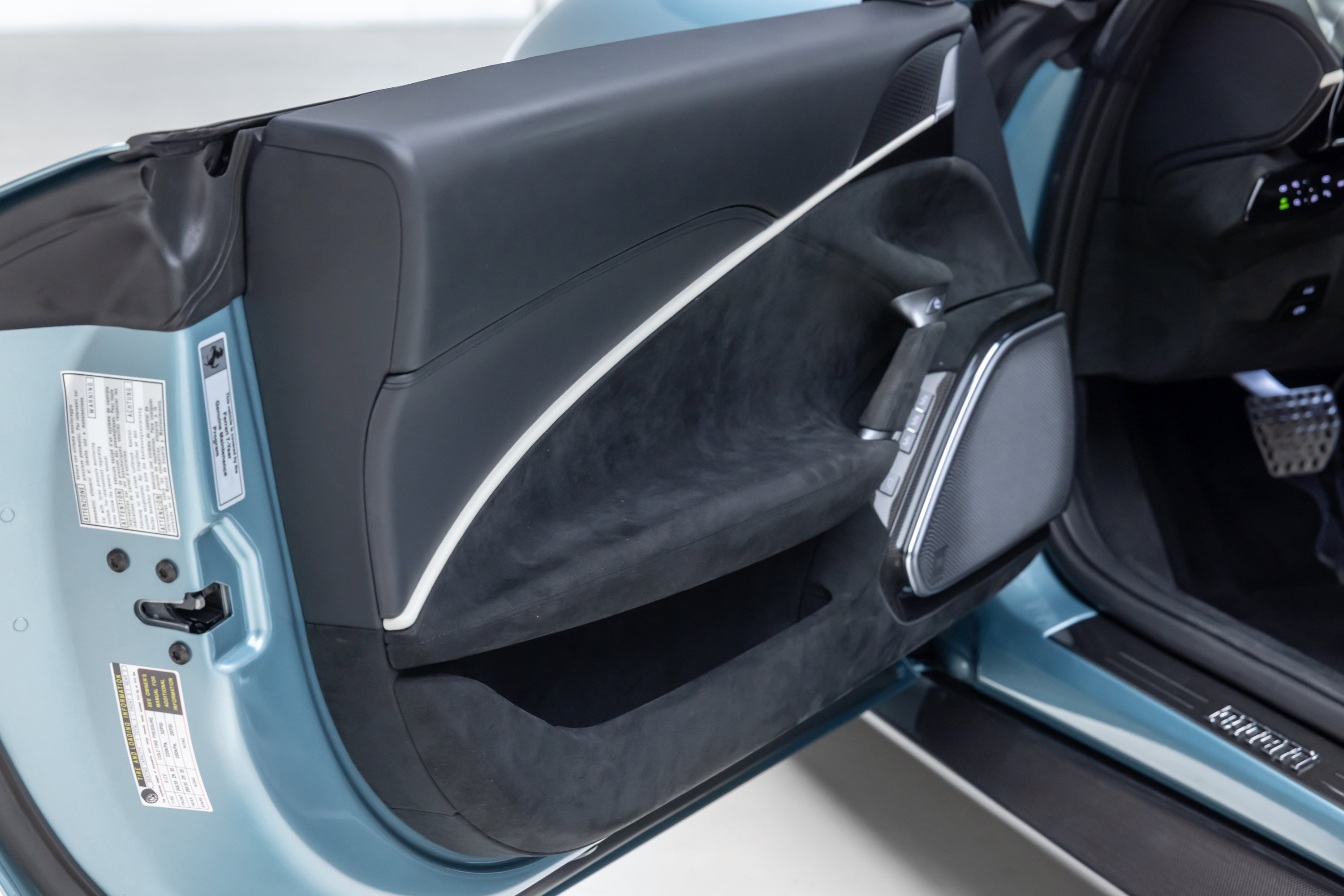 Certified 2024 Ferrari Roma Spider image 29