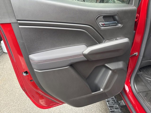 New 2025 Chevrolet Colorado Z71 w/ Midnight Edition image 17