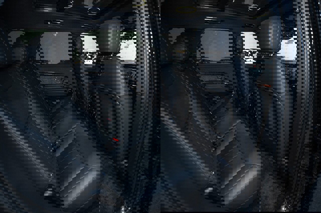 Used 2025 Land Rover Range Rover Sport Dynamic SE image 33