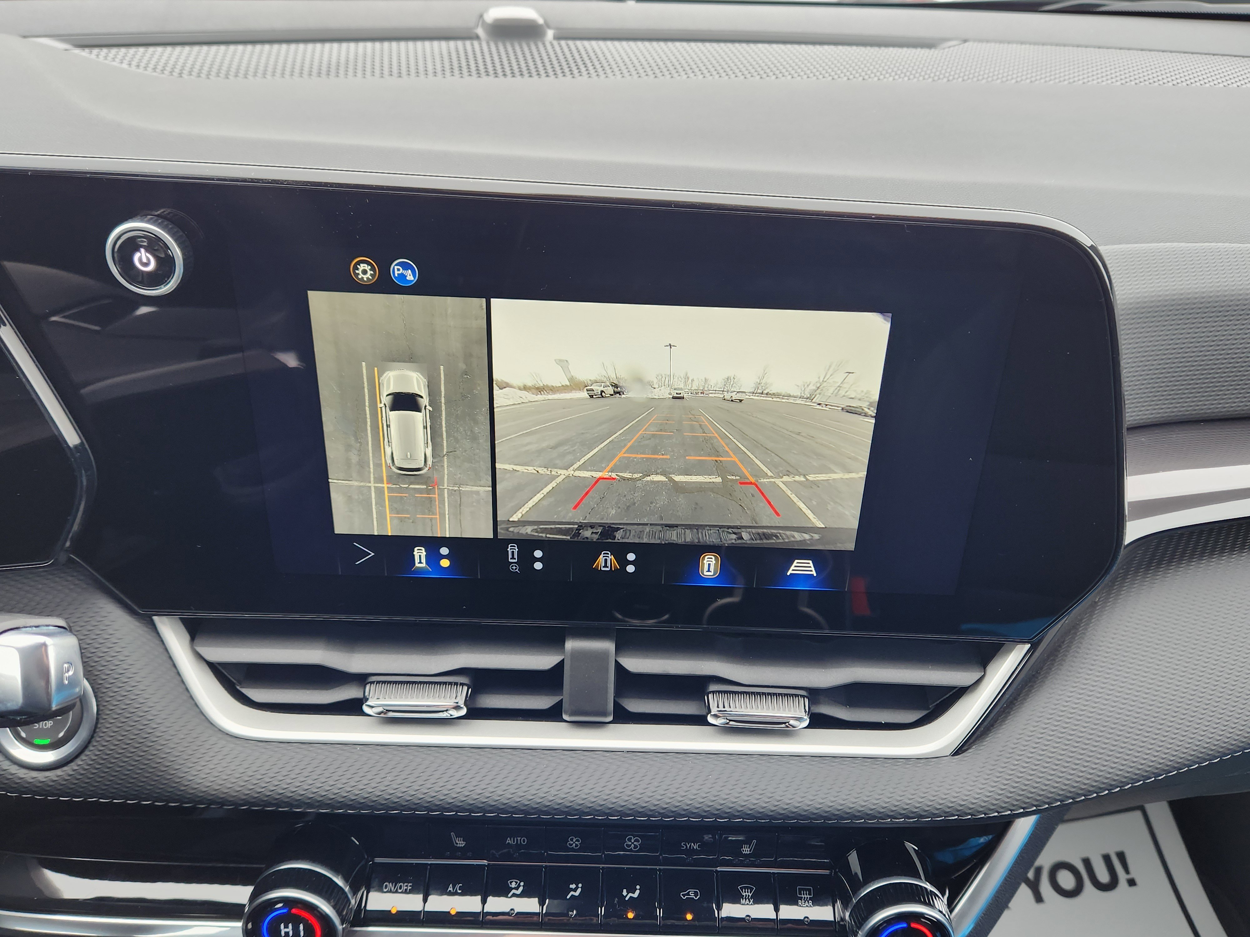 New 2026 Chevrolet Equinox LT w/ Convenience Package II image 13