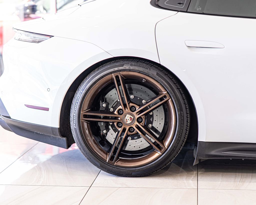 Used 2020 Porsche Taycan Turbo S w/ Premium Package AWD/4WD image 12