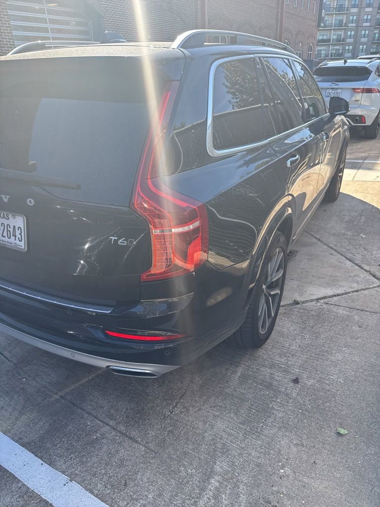 Used 2019 Volvo XC90 T6 Momentum w/ Advanced Package image 7