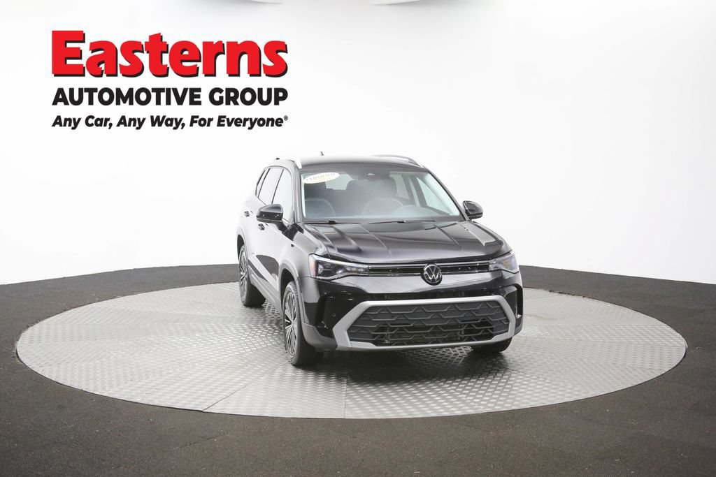 Used 2025 Volkswagen Taos SE FWD image 47
