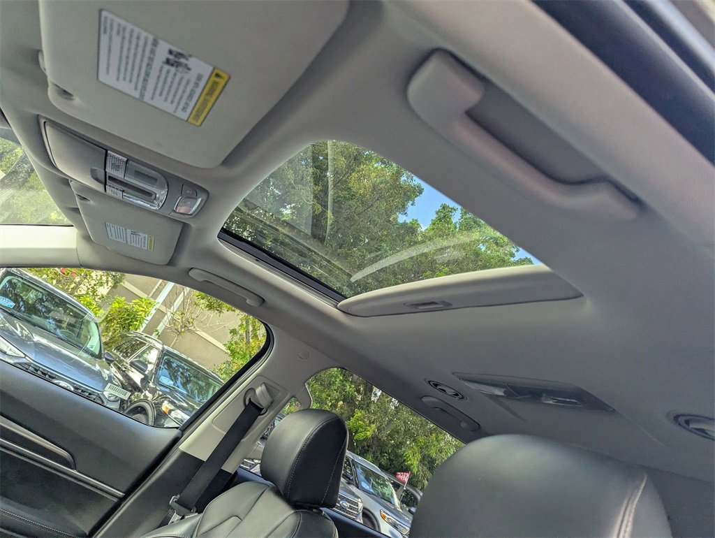Used 2025 Kia Telluride S image 22