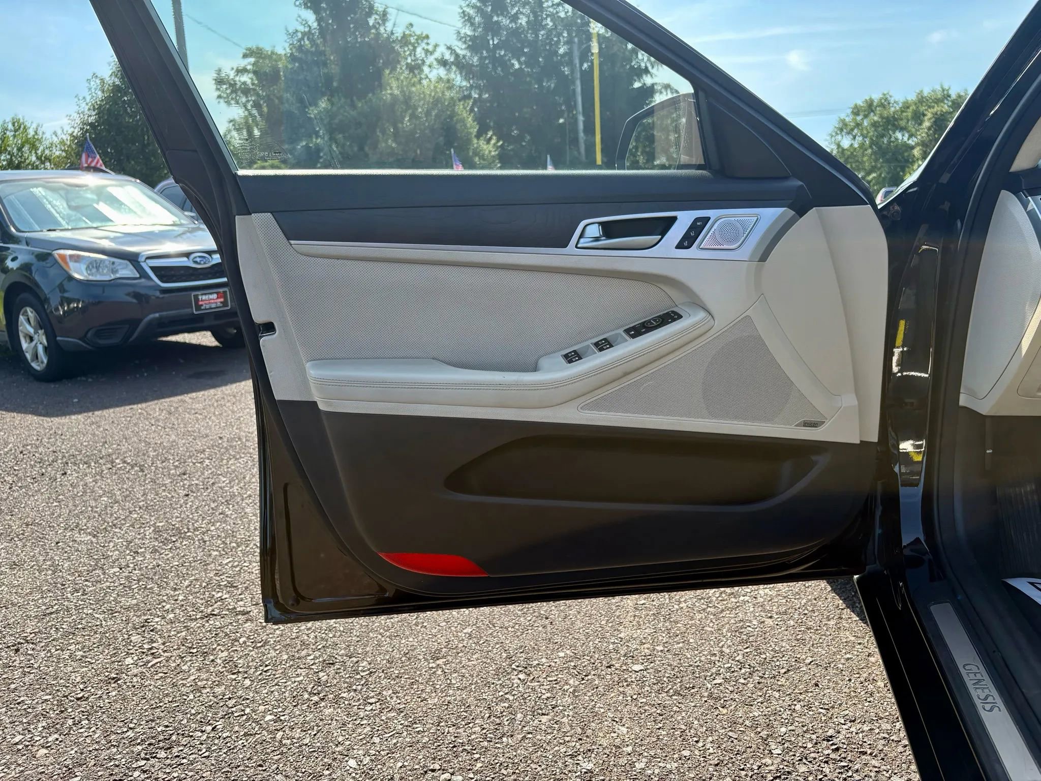 Used 2018 Genesis G80 5.0 Ultimate RWD image 11