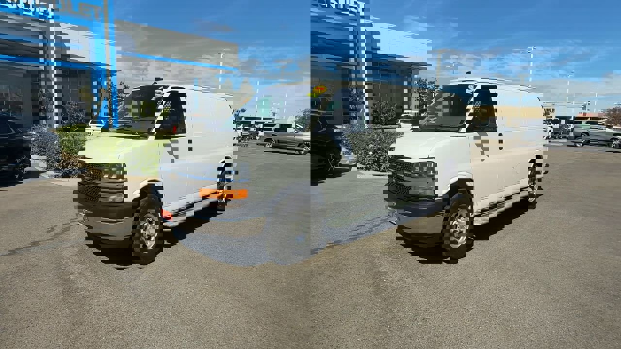 Used 2024 Chevrolet Express 2500 w/ Driver Convenience Package image 3