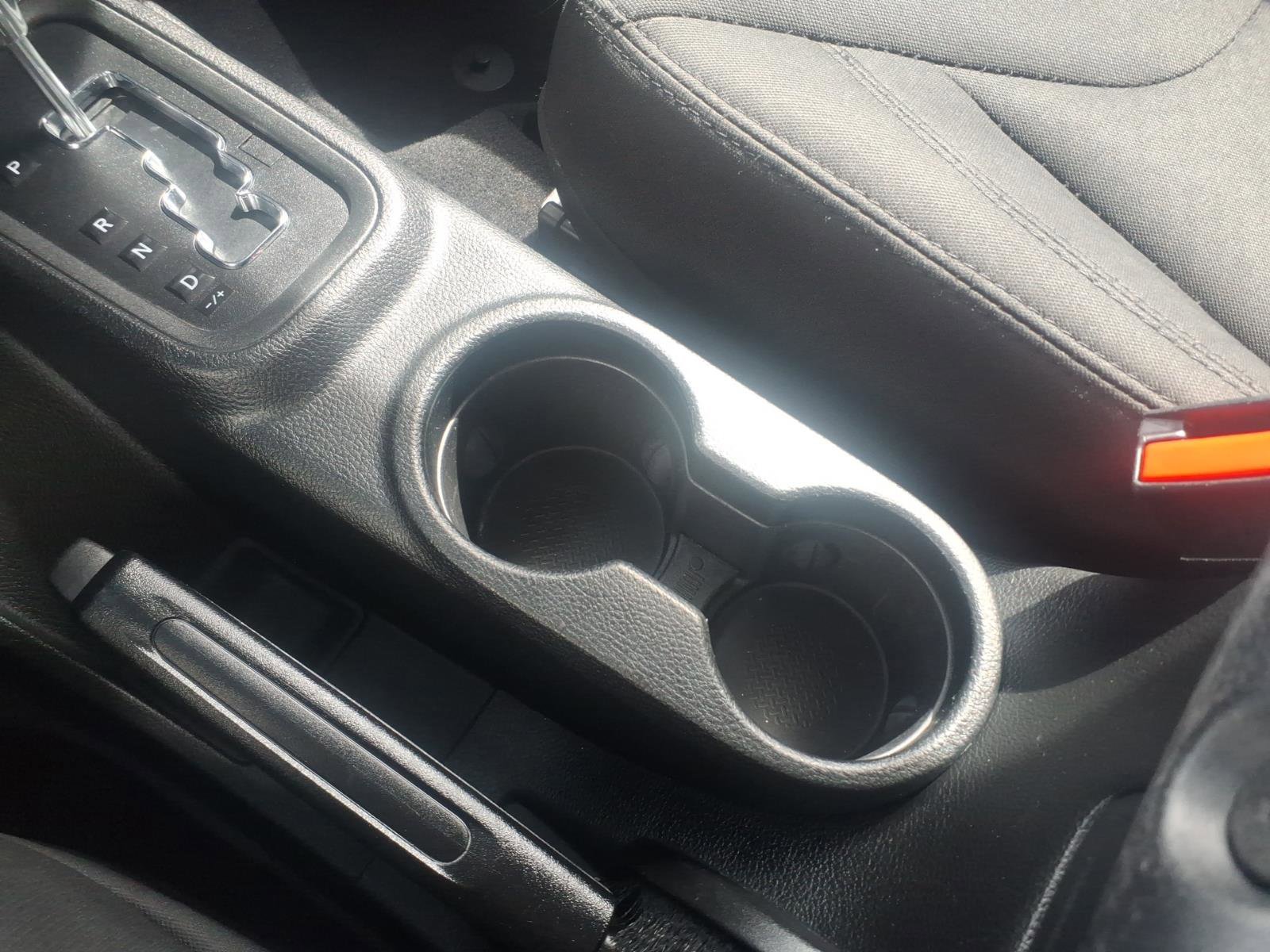 Used 2018 Jeep Wrangler Sport image 18