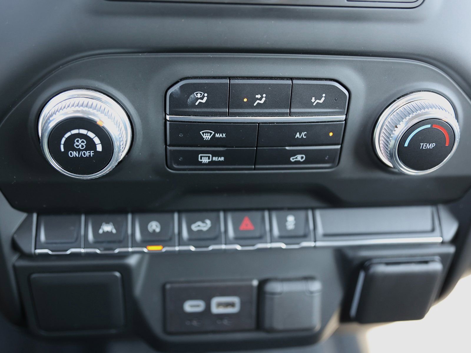 Used 2024 GMC Sierra 1500 Pro w/ Convenience Package image 22