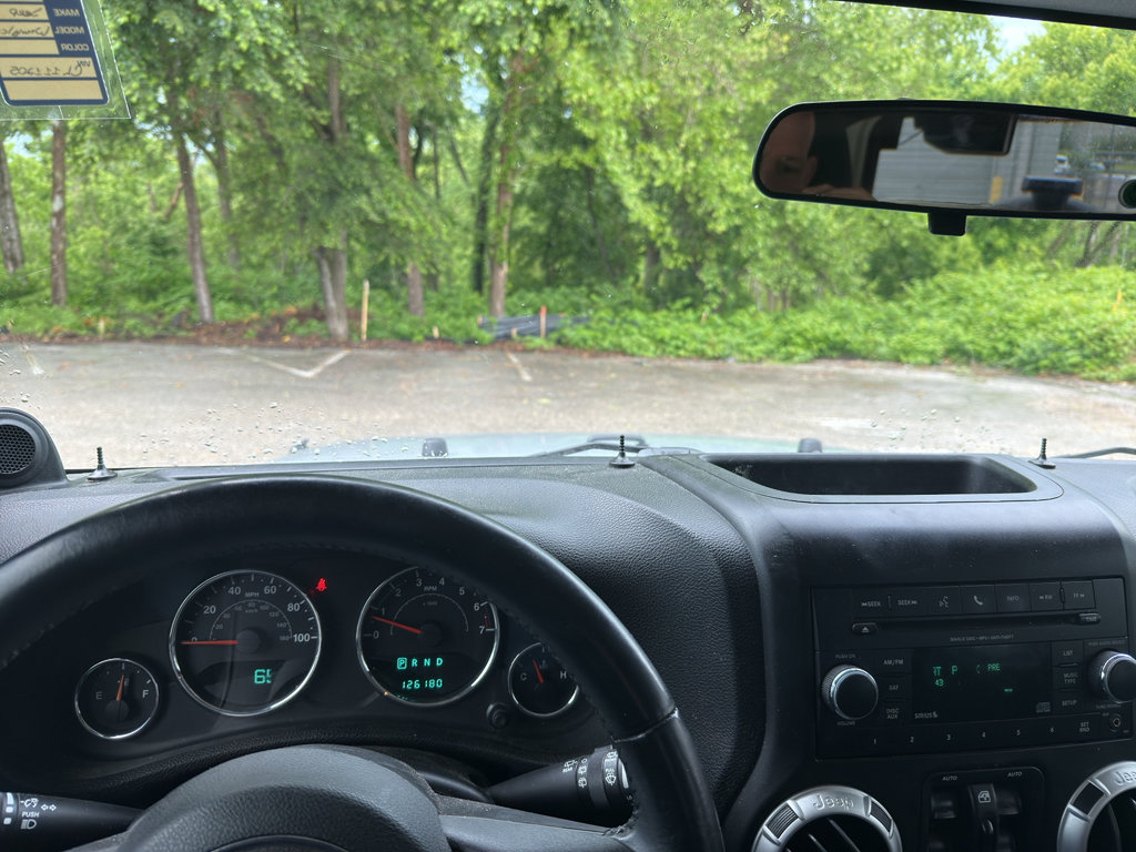 Used 2012 Jeep Wrangler Unlimited Sahara w/ Connectivity Group AWD/4WD image 11