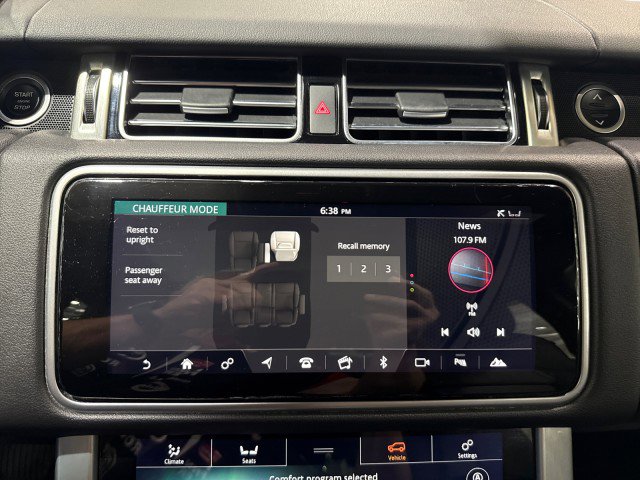 Used 2019 Land Rover Range Rover AWD/4WD image 34