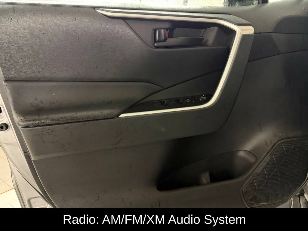 Used 2024 Toyota RAV4 LE AWD/4WD image 6
